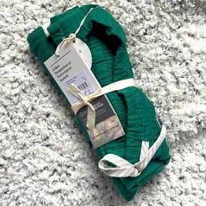 NWT Vuori Halo Performance Joggers sz Med